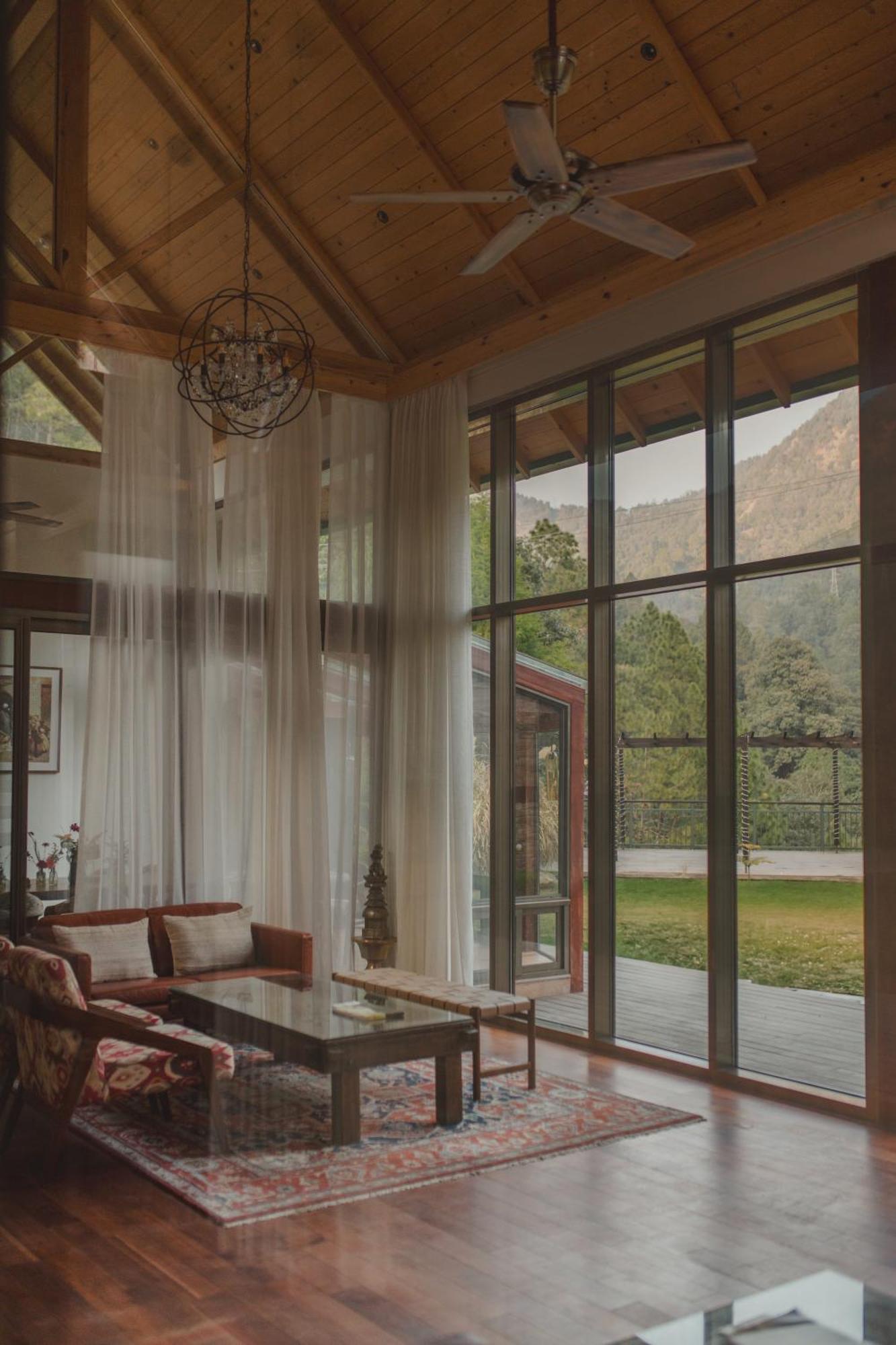 Brij Atmanya Bhowali, Nainital, A Luxury Mountain Escape Екстериор снимка