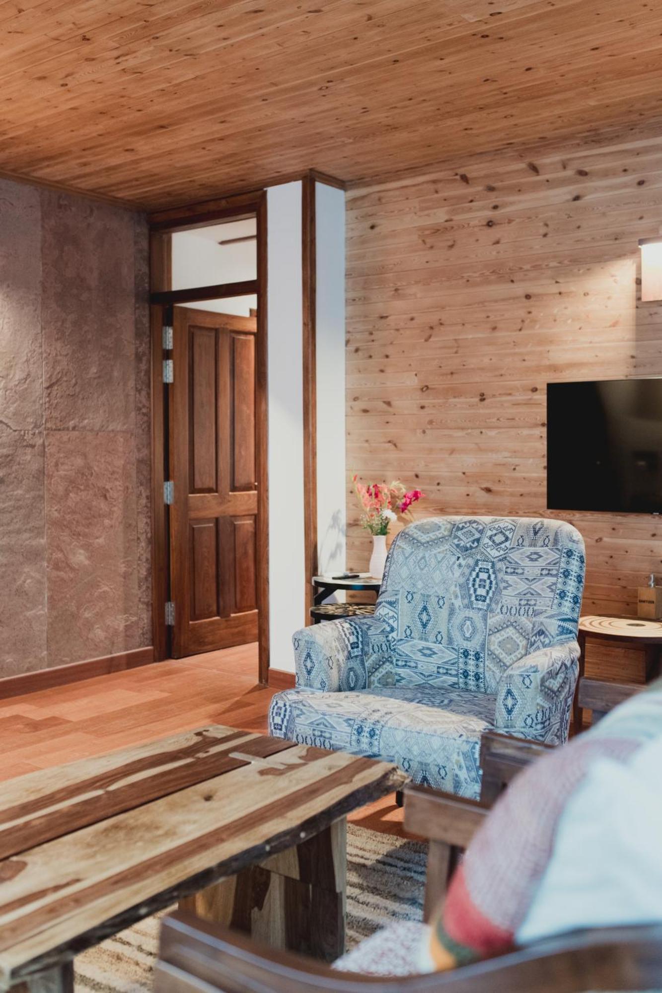 Brij Atmanya Bhowali, Nainital, A Luxury Mountain Escape Екстериор снимка